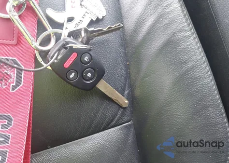 2012 Honda Accord 2.4 Se из США, поврежденный, VIN 1HGCP2F69CA240695